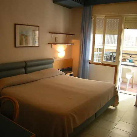 Ambasciatori Palace מלון 4*