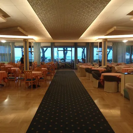 Ambasciatori Palace מלון לידו די ג'סולו