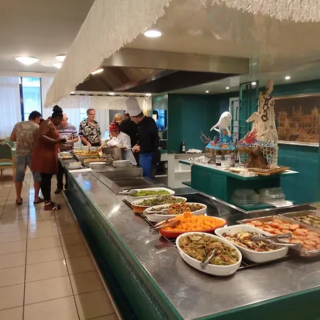מלון Ambasciatori Palace 4*